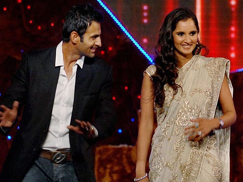 Senior Pakistan all-rounder Shoaib Malik and Sania Mirza. PTI File Photo.