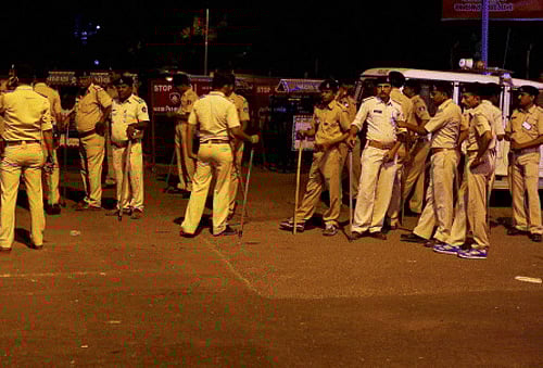 Rs 8 lakh will be awarded to silver medal winners