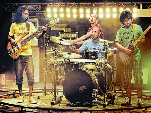 The members of 'Avial'.