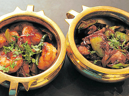 Prawn and chicken starters. DH PHOTOS BY KISHOR