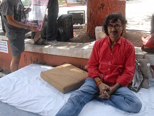 Film & Television Institute of India (FTII) Professor Abhijit Das starts fasting for an immediate resolution to the present crises faced by students at FTII, in Pune on Saturday. PTI