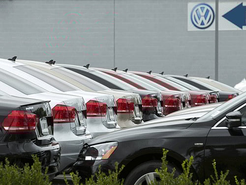 The US Environmental Protection Agency disclosed Friday that stealth software makes VW's 2009-2015 model cars powered by 2.0-litre diesel engines run cleaner during emissions tests than in actual driving. Reuters File Photo.
