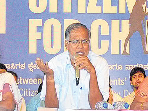 The event saw a range of issues being discussed at length and assurances from the public representatives and the officers. DH Photo