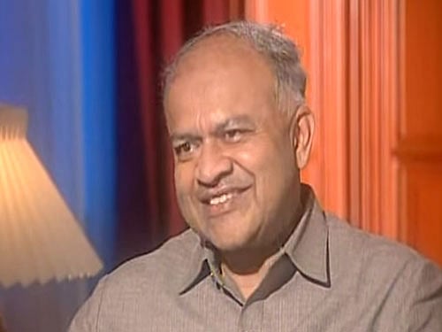 In a letter to President Pranab Mukherjee, the septuagenarian physicist said some of the recent events raised deep concerns as to whether the spirit of tolerance-as enshrined in the Constitution-is under threat. Screengrab