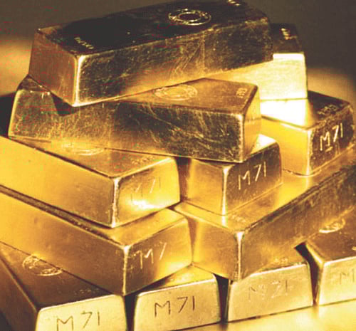 The banks and post offices, however, are hopeful of a last day rush for the gold bond scheme. pti file photo