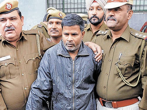 Delhi Police arrest Pradeep Shukla in connection with the biggest heist in New Delhi on Friday. DH PHOTO