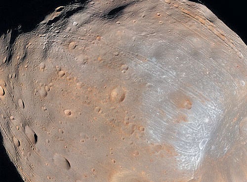 MARS' MOON Phobos PHOTO CREDIT: NASA