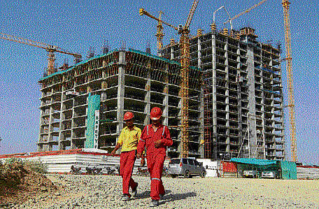 India, with a projected annual growth rate of 7 per cent, has the potential to be the world's fastest growing economy over the coming decade, surging ahead of its South Asian economic rival China that will continue to see a slowdown, Harvard researchers said in new forecast. Reuters