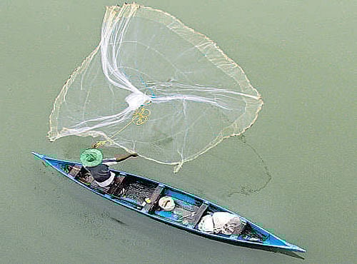 People in the national capital breathe the "worst" air between November 1 and November 15 every year