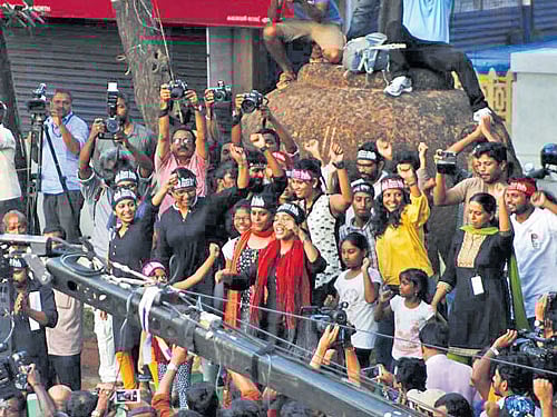 EVOLVINGFACE OFPROTESTS: People Against Fascism organised a uniquemeet-up in Kochi withseminars, cultural shows andmusic performance.
