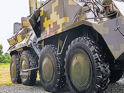 How many Indian private companies are capable of manufacturing critical military platforms like aircraft, submarines, warships and helicopters? The answer may be known within a week when a defence ministry task force submits its final report. File photo