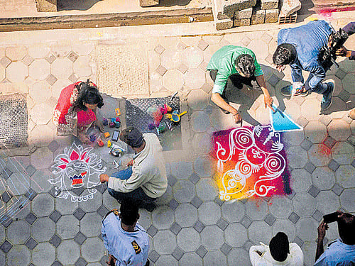 colourful The rangoli event in progress.