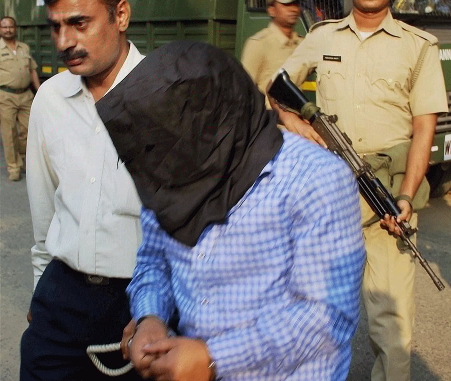 The NIA teams arrested the suspects on Friday, including four in Bengaluru and one each at Mangaluru and Tumakuru, which are 350 km and 70 km from here. DH File photo