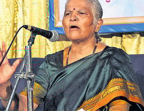 A Gamaka recital by renowned artiste Gangamma Keshavamurthy. DH PHoto by CHANDRAHAS KOTEKAR