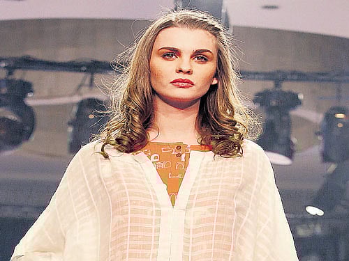 Timeless STYLE (Above) A design by Jayati.