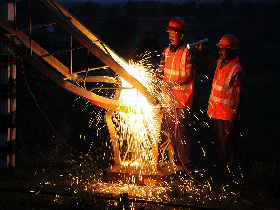 Stone India went up 5.51 per cent and Titagarh Wagons gained 2.62 per cent on BSE. In contrast, shares of Hind Rectifiers plunged 6.22 per cent and Kalindee Rail Nirman Engineers fell 4.59 per cent while Kernex Microsystems was down 4.49 per cent and Texmaco Rail & Engineering 2.89 per cent. DH file photo