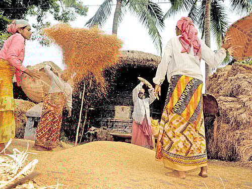 Budget tries to project that the government is pro-village, pro-poor, pro-farmer and the main focus is to bring a big change in the lives of common people.