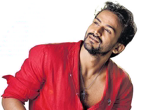 looking forward Dhananjaya