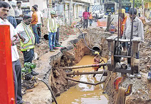 The water board has taken up a drive to bring in behavioural change in water users. DH file photo
