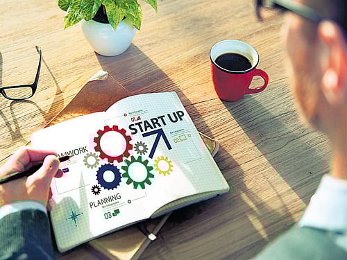 u-turn While the concept of gaining a degree in entrepreneurship seemed alien 2 decades ago, it is now a common thing.