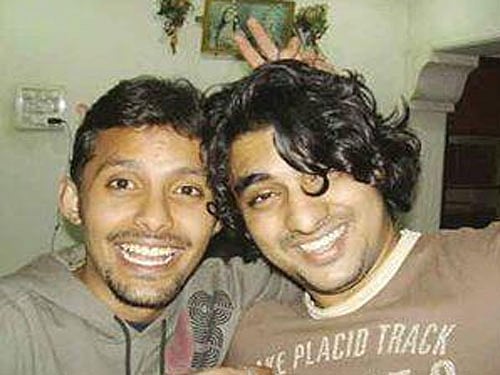 The victims were attacked when they tried to shield their women companions from a group of men who harassed, abused and misbehaved with them outside an eatery at Amboli in suburban Andheri. File Photo.