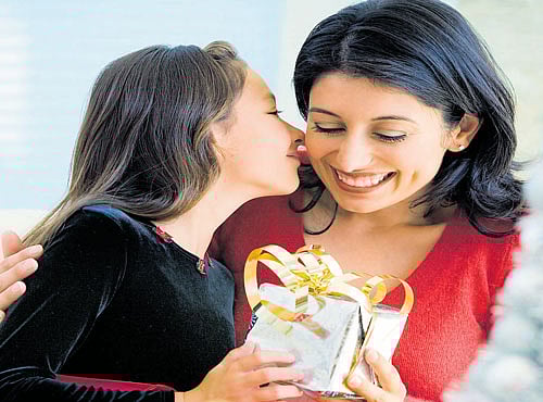 And as crazily as I love my kids, sometimes I do wish that all mothers could have 364 days off and just do mommy duty on that one day! Being a mother is a remarkably frustrating role, which in turn is also immensely rewarding.