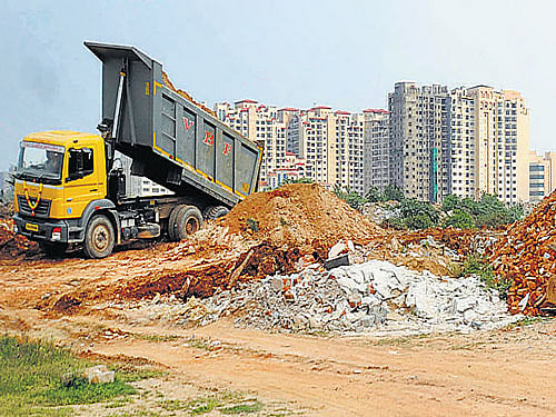 The NGT had recently slap-ped a fine of Rs 130.5 crore on Mantri Tech Zone and Coremind for encroaching the wetland of Agara and Bellandur lakes. DH file photo