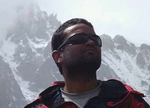 Police Naik Rafiq Shaikh. Photo courtesy: Devendra Fadnavis Twitter