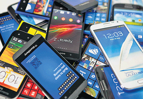 According to a police complaint lodged by Amazon company, on May 22, a total of 17 mobile handsets were stolen by five contractual employees from the storehouse, Padgha police station Inspector Jaiprakash Bhosle said. File photo. For representation purpose