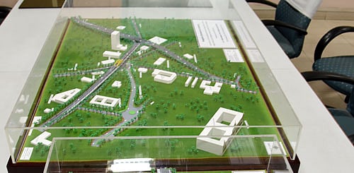 Public response to steel flyover 'mixed'