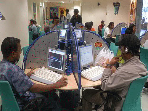 In the list of 138 internet service providers shared by the minister, telecom major Bharti Airtel topped the chart with 90.53 million internet subscribers. DH File Photo.