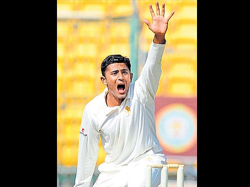 fine show: India Green all-rounder Shreyas Gopal claimed a five-wicket haul against India Red. dh file photo