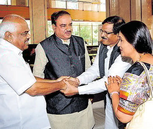 Govt firm launches cheaper pill for low platelet count