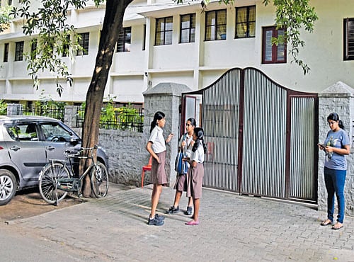 Some schools, such as Delhi Public School (DPS) have decided to remain open. Except for DPS (South), which already had a study holiday scheduled, all other branches of the school will function normally.
