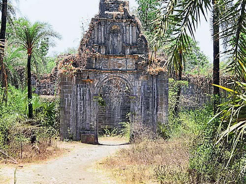 Vasai Fort in a dilapidated condition. Mrityunjay Bose