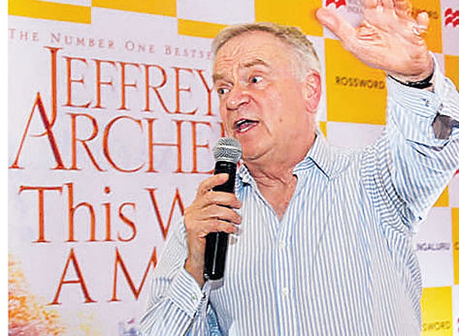 Jeffrey Archer amused by B'luru's infamous traffic jams