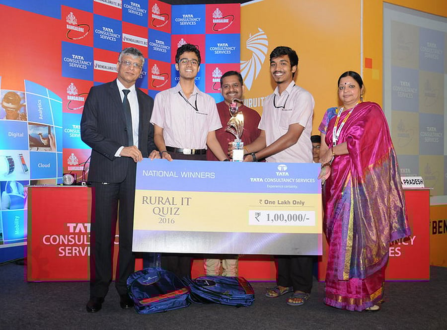 (L-R) Aditya B Nayak and Pranoy D'souza of Mahatma Gandhi Memorial college, Udupi, won the first prize in TCS Rural IT Quiz competition held during the first day of the BengaluruITE.biz in Bengaluru on Monday.