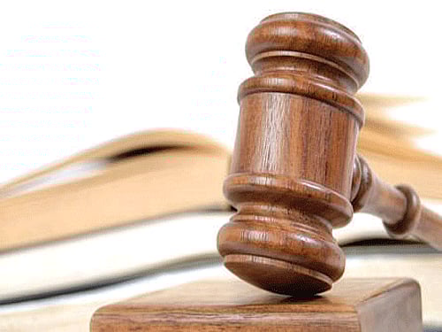 The single bench of Justice M N Bhandari issued a notice on a petition by former Congress MLA Sayam Lodha, who termed the decision of the state government illegal and arbitrary. dh illustration