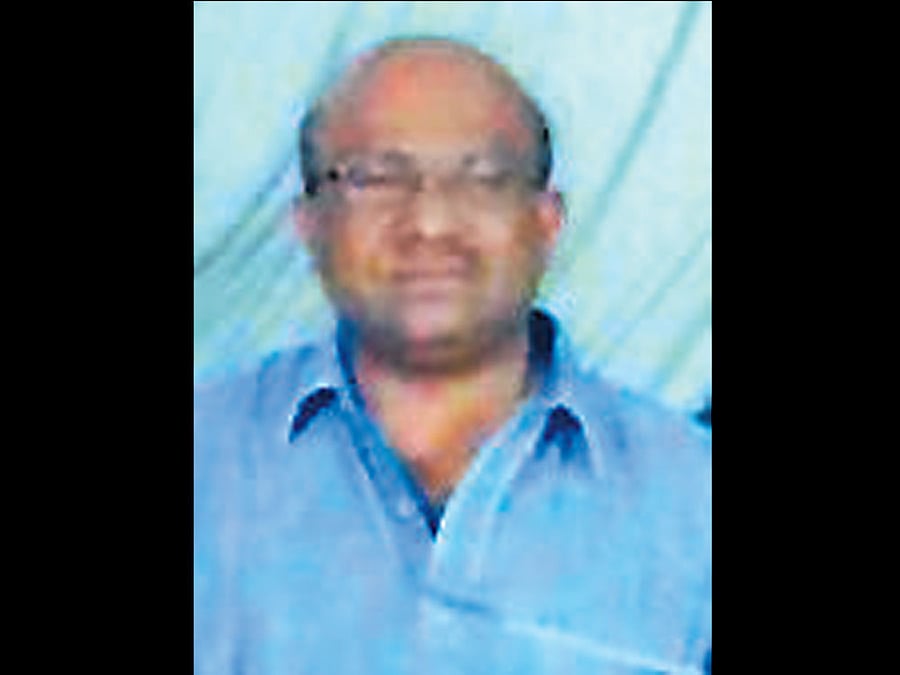 Revenue inspector of BBMP Srinivas