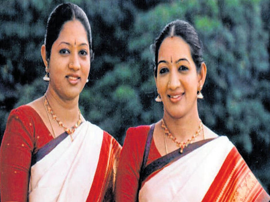 Vijayalakshmi and Chitra (Mambalam sisters)
