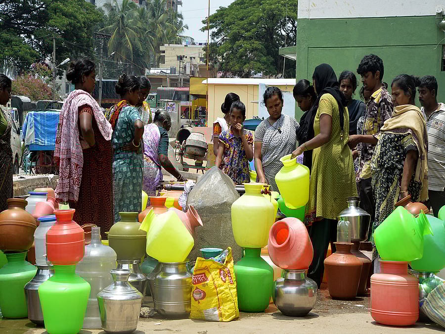 BWSSB chairman Tushar Girinath confirmed to DH the plans to pump water from the dead storage and said the board had also prepared tenders to sink 300 borewells in addition to the 8,000 existing and functional borewells in the city. DH FIle Photo