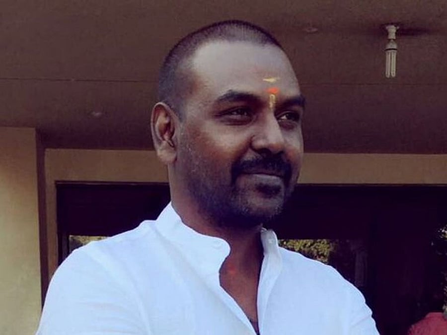 Lawrence said students did not indulge in violence or any improper behaviour till the protests lasted at Marina Beach. Image courtesy Twitter.