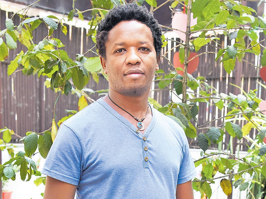 solo act Frank Koine DH PHOTO BY B K JANARDHAN