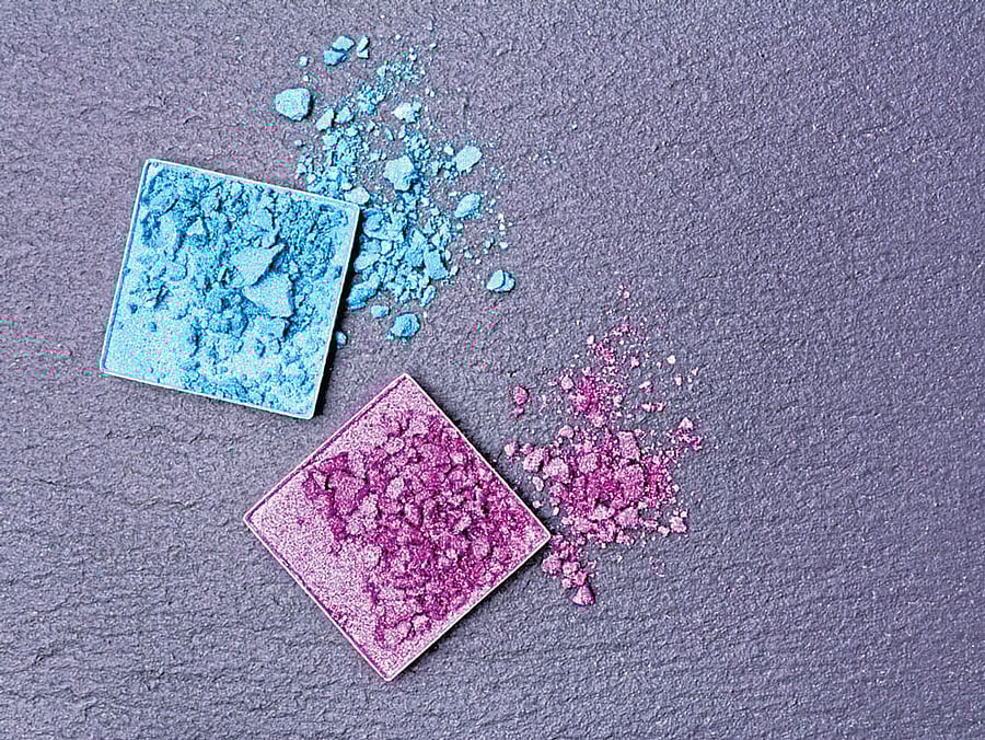 As far as beauty accidents go, few things are more frustrating than accidentally breaking a brand new lipstick. There is an easy way to mend a broken lipstick: wear clear gloves and remove the broken piece of lipstick, swivel it up as far as possible.