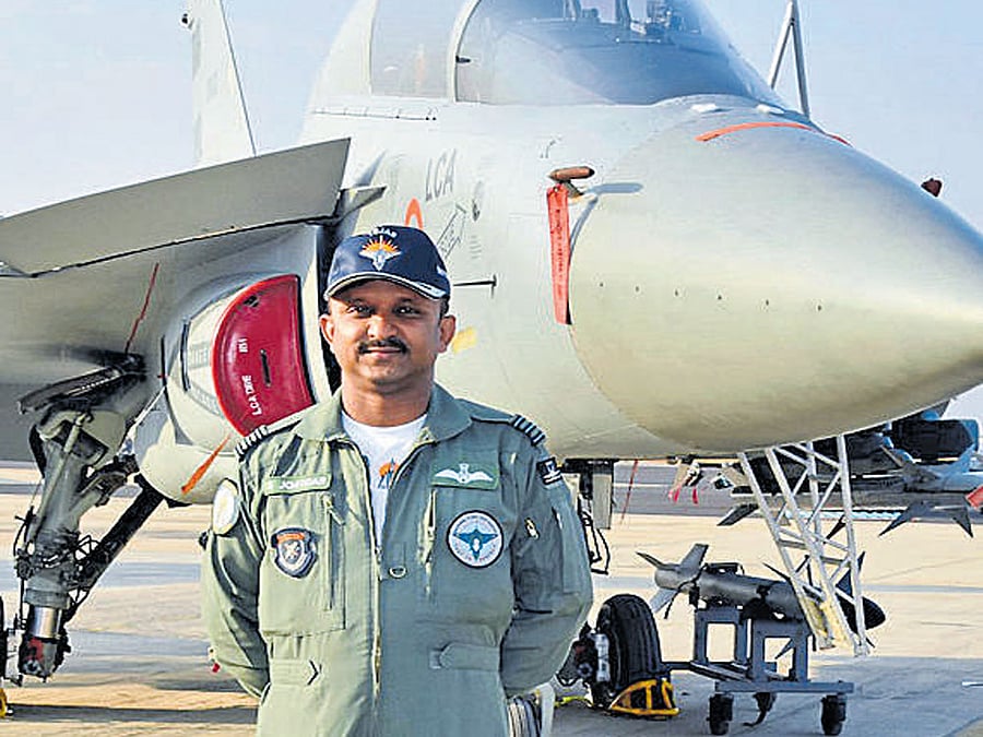 experienced Wing commander S Joardar DH PHOTO BY B K  JANARDHAN