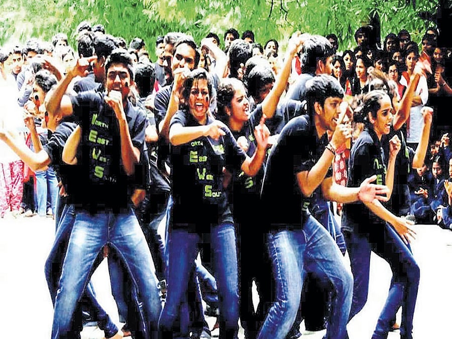 creating an impact Street plays are becoming popular among youngsters as an effective way of drawing attention to pressing issues in the society. (Above) A play performed by Vivek Venkatraghvan and teammates from Christ University.