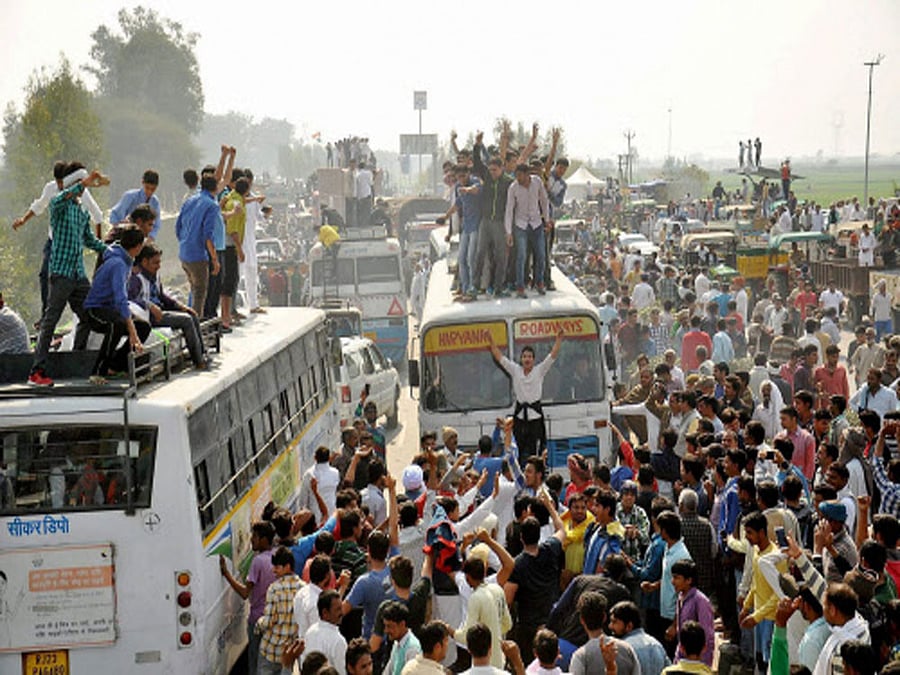Thousands of Jats, who have been agitating on the outskirts of the national capital since January 29, have declared non-cooperation with the Haryana government by not paying electricity and water bills after Holi. PTI file photo