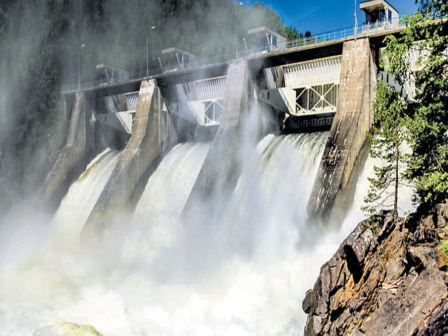 Pakistani side demanded from India to provide the outflows from Baglihar and Salal dams on the Chenab river during the flood season to help in issuing of early flood warnings. Representation image