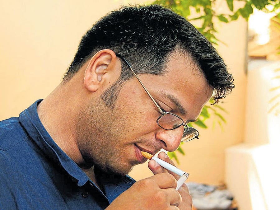 The estimates are based on smoking habits in 195 countries and territories between 1990 and 2015, and illustrate that smoking remains a leading risk factor for death and disability. File photo