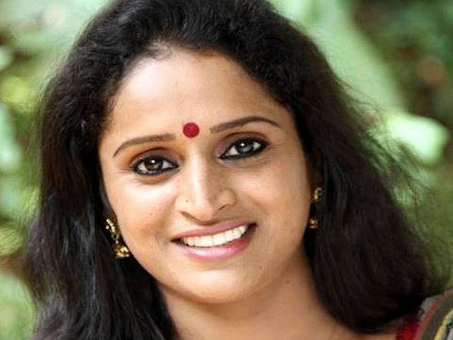 Surabhi is more popular among television audience because of her character, Paathu, who speaks colloquial north Kerala slang in the TV show titled 'M80 Moosa'. Image courtesy Twitter